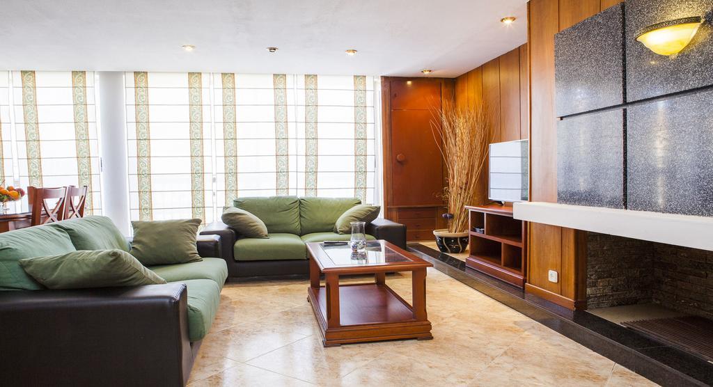 Апартаменты Apartamento Tiziano Mercado Central Валенсия Экстерьер фото